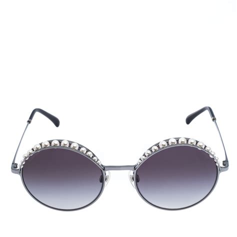 chanel round runway pearl sunglasses|Round Sunglasses .